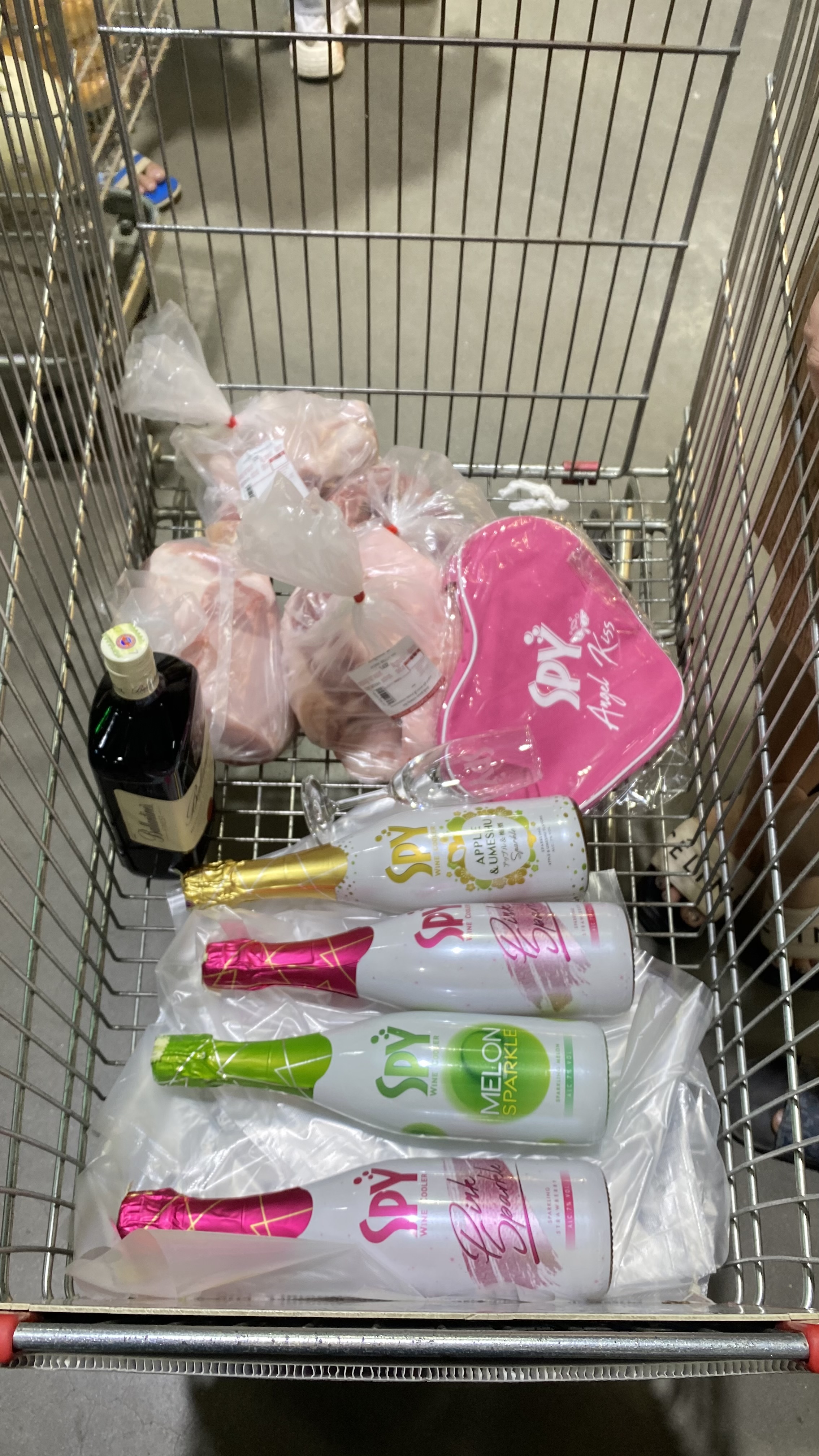 Sparkling Fruit Wine Testing Success at Makro Market Day 3 Highlights - Image 26